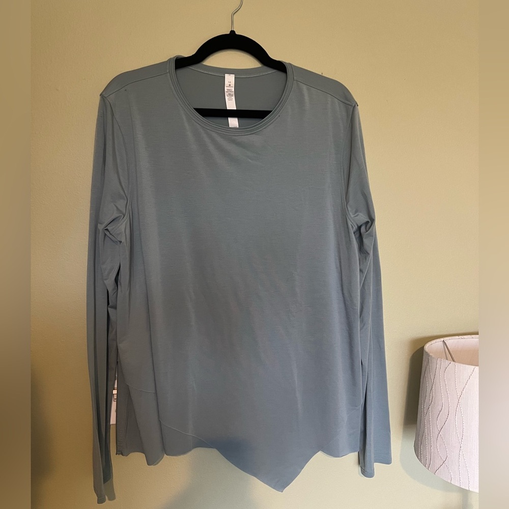 Lululemon long sleeve top